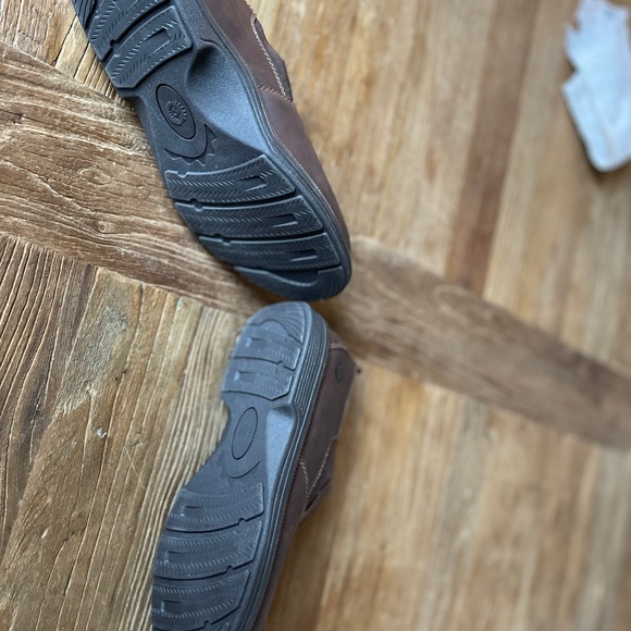 SOLD. Men's Size 10 Earth Spirit Slip On Shoe. Brown Leather. - Picture 5 of 5